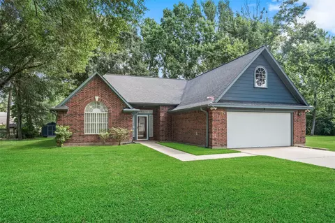 7318 Ramblewood Dr, Magnolia, TX 77354