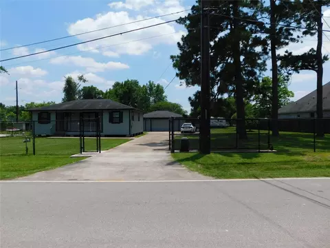 6310 Laramie St, Humble, TX 77396