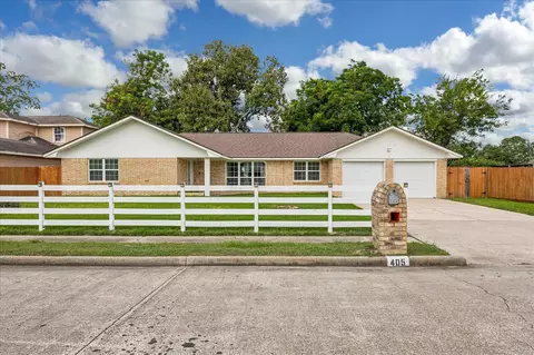405 N Fulton St, Texas City, TX 77591