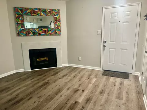 12660 Ashford Point Dr #608, Houston, TX 77082