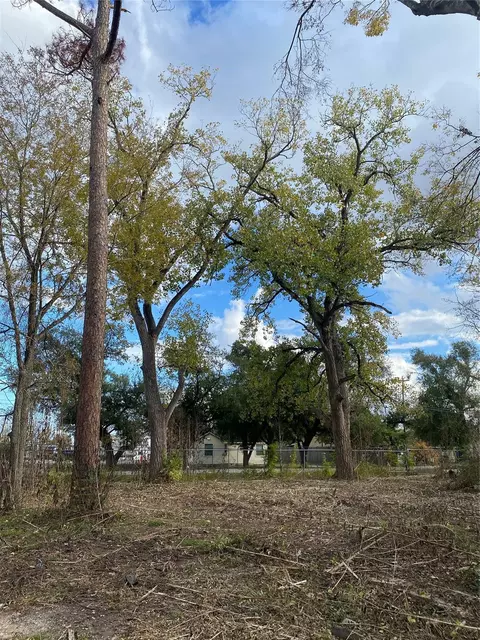13708 Almeda School Rd, Houston, TX 77047