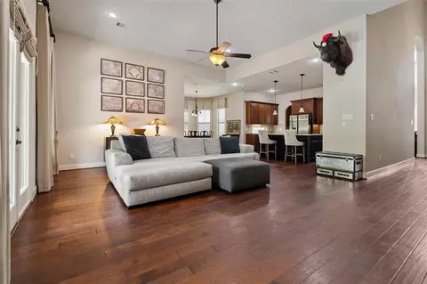 Living - 6510 Fraser Point Ct, Spring, TX 77379 photo 1 of 3