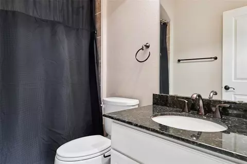 Bath - 6510 Fraser Point Ct, Spring, TX 77379 photo 7 of 7