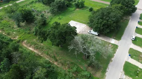 210 5th St, Hempstead, TX 77445 photo 17