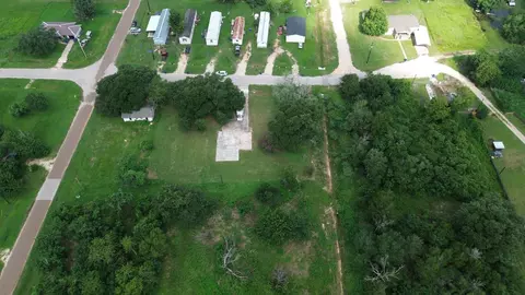 210 5th St, Hempstead, TX 77445 photo 8