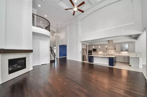 Living - 4035 Ashland Woods Dr, Spring, TX 77386 photo 3 of 6
