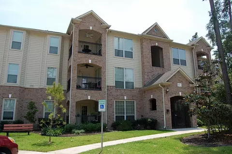 6607 Lake Woodlands Dr #531, The Woodlands, TX 77382