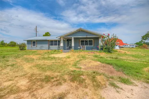 Exterior - 6982 S State Highway 94, Trinity, TX 75862 photo 4 of 7