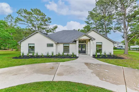 19602 Robeck St, Tomball, TX 77377