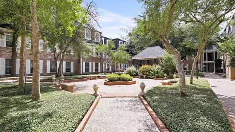 361 N Post Oak Ln #341, Houston, TX 77024