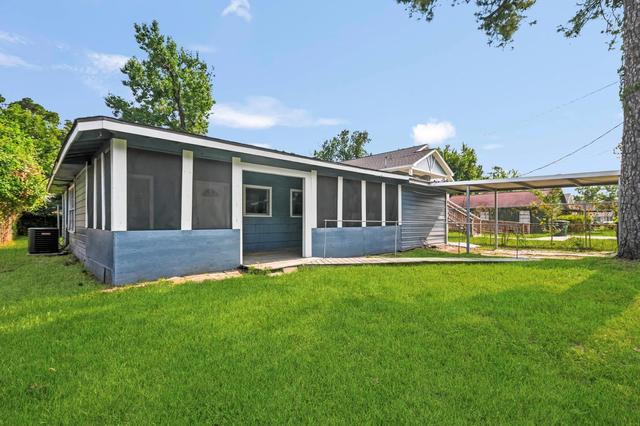 8186 Record St, Houston, TX 77028