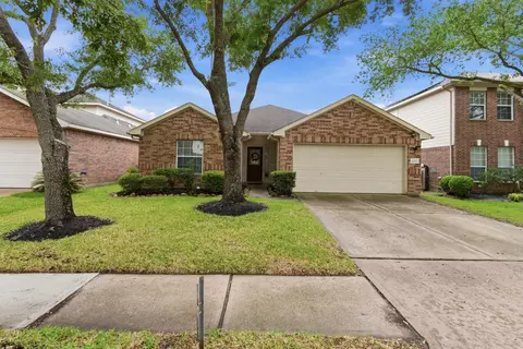 16531 Sperry Gardens Dr, Houston, TX 77095