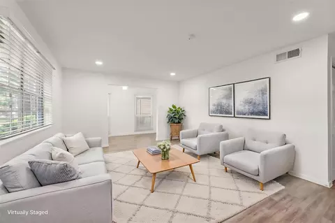 12633 Memorial Dr #7, Houston, TX 77024