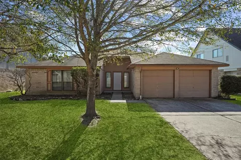 4835 Larksong Ln, Spring, TX 77388 photo 1