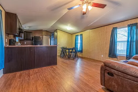 Living - 210 Rain Forest Rd, Onalaska, TX 77360 photo 2 of 2