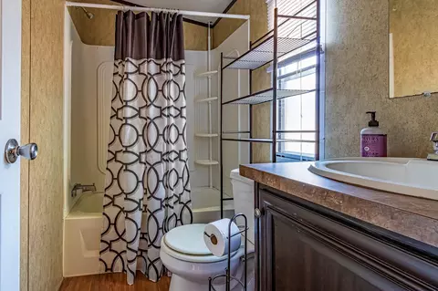 Bath - 210 Rain Forest Rd, Onalaska, TX 77360 photo 4 of 4