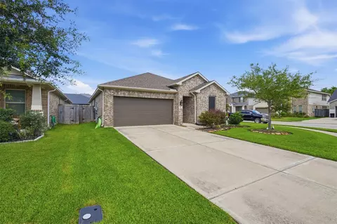 428 Kohls Crest Rd, La Porte, TX 77571