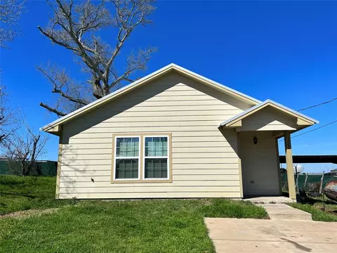 1505 Simon Ave, Brenham, TX 77833 photo 1