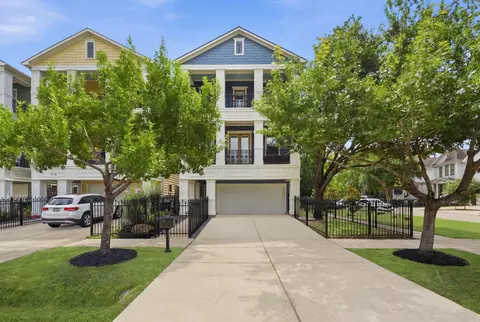 2702 Nicholson St, Houston, TX 77008