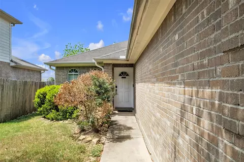 5107 Royal Cypress Dr, Katy, TX 77449