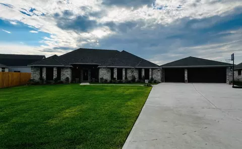3216 Paseo Cir, Dickinson, TX 77539