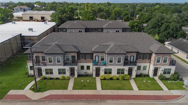 301 W 31st St #103, Bryan, TX 77803