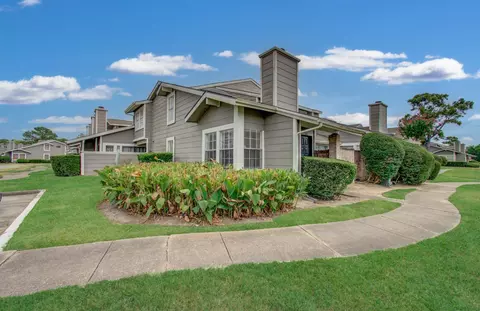 12203 Sandpiper Dr #122, Houston, TX 77035