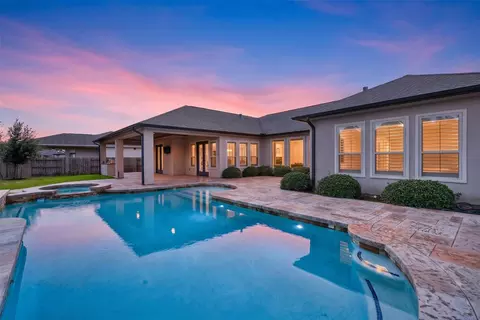 Exterior - 31424 Creekside Oaks Ln, Spring, TX 77386 photo 3 of 6