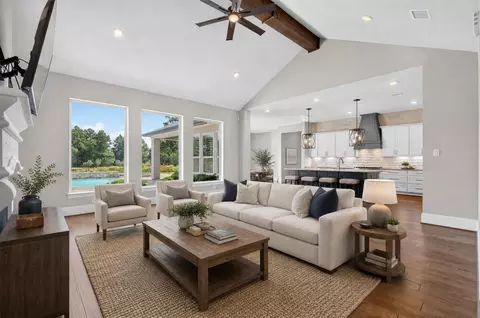 Living - 31424 Creekside Oaks Ln, Spring, TX 77386 photo 4 of 6
