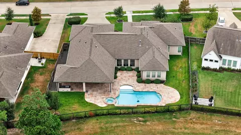 View/Area - 31424 Creekside Oaks Ln, Spring, TX 77386 photo 3 of 3