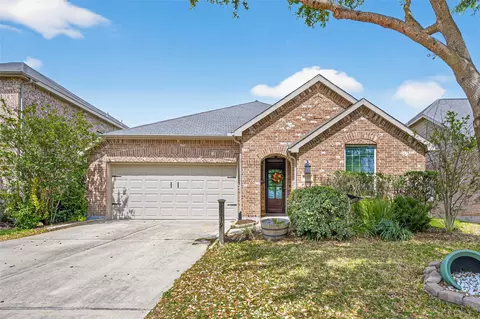 8219 Summer Lake Pass Ln, Rosenberg, TX 77469