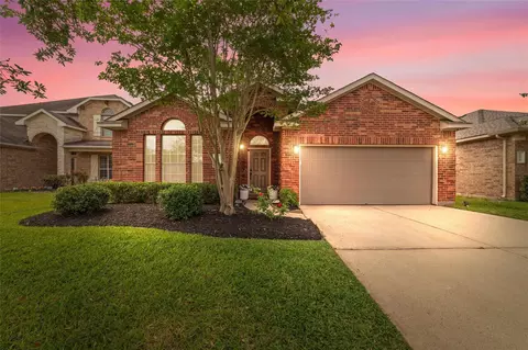 18511 Bristol Point Ln, Tomball, TX 77377