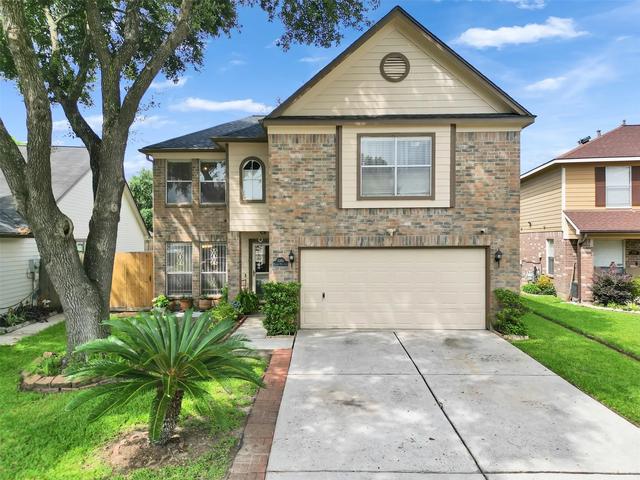 10811 Meadow Walk Ln, Houston, TX 77067