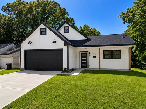 1010 Linden St, La Marque, TX 77568