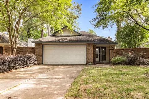 3406 Beech Point Dr, Houston, TX 77345