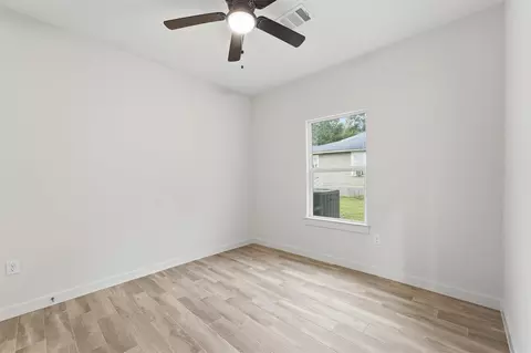 Bedroom - 16701 Ardmore St, Conroe, TX 77302 photo 7 of 9