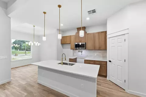 Kitchen - 16701 Ardmore St, Conroe, TX 77302 photo 2 of 2