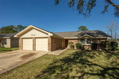 5810 Meadowview Rd, Beaumont, TX 77708