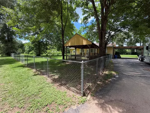 63 County Road 2245, Cleveland, TX 77327