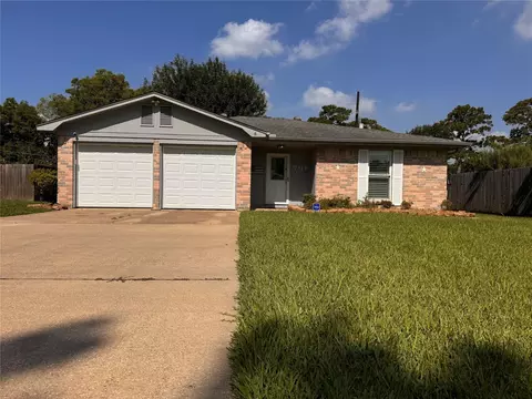 7319 Palmetto Ln, Baytown, TX 77521