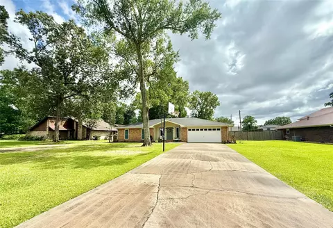 6009 Hazelwood, Orange, TX 77632