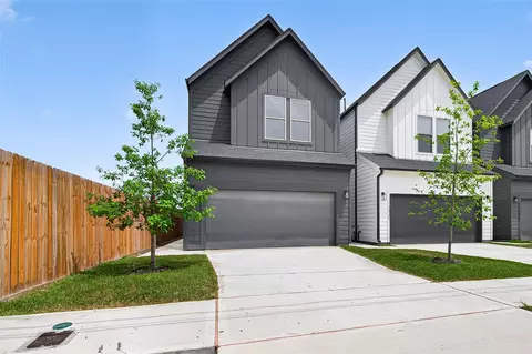 7422 Maxroy St, Houston, TX 77088
