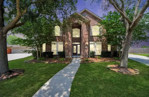 4230 Waterwood Dr, Baytown, TX 77521