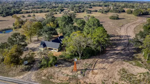 8 Windmill Rdg, Brenham, TX 77833