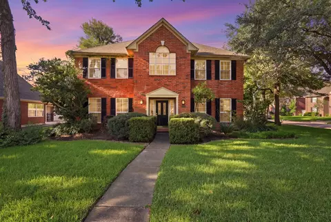 6906 Morningside Dr, Sugar Land, TX 77479