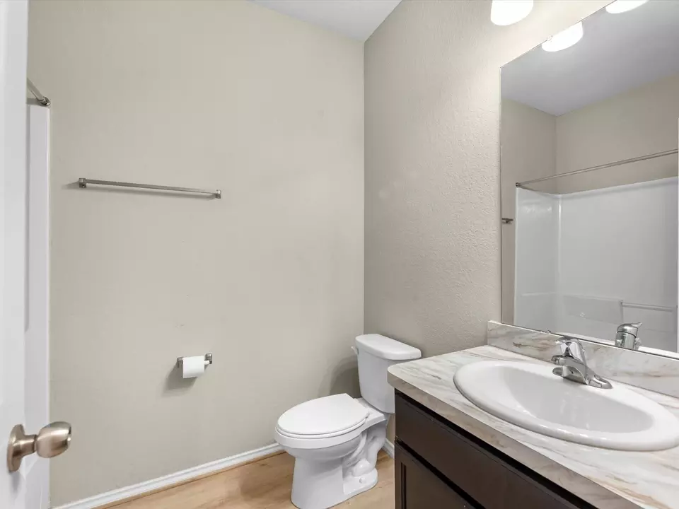 Bath - 20710 Azelea Field St, Katy, TX 77449 photo 4 of 4