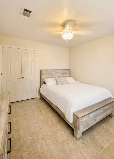708 E 6th St, Sweeny, TX 77480 photo 7