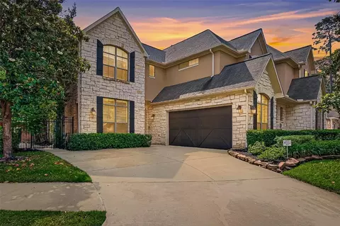 71 Mill Point Pl, The Woodlands, TX 77380