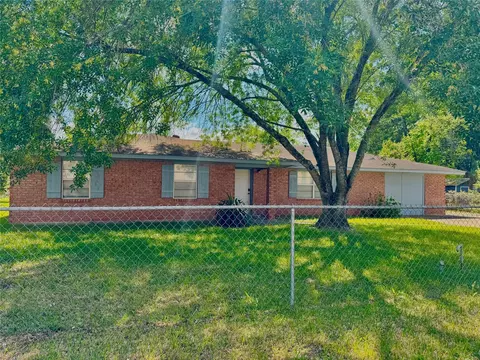 303 Charles St, Cleveland, TX 77327