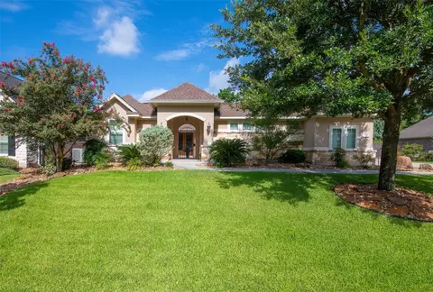 124 Wycliffe Dr, Montgomery, TX 77356
